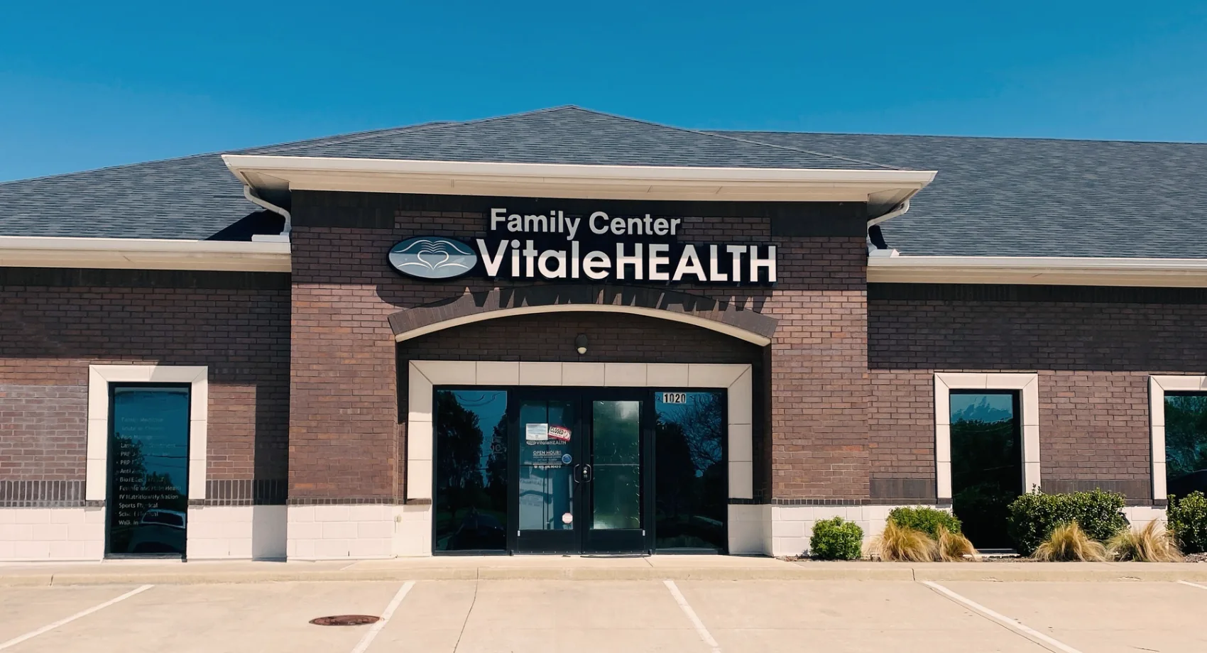 VitaleHEALTH Family Center, Flower Mound clinic entrance